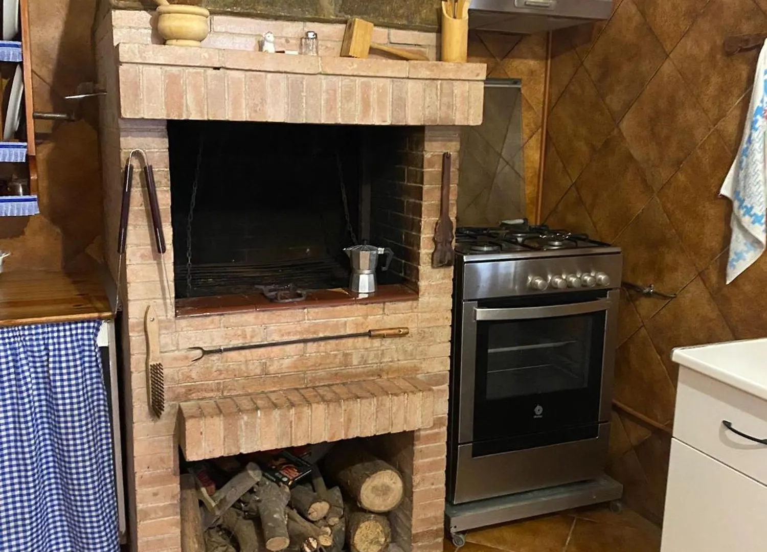 Rustic And Homely With A Canarian Style Bbq Oven La Guancha 0*,  Hiszpania